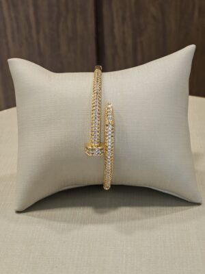 Bracelete Prego Luxo